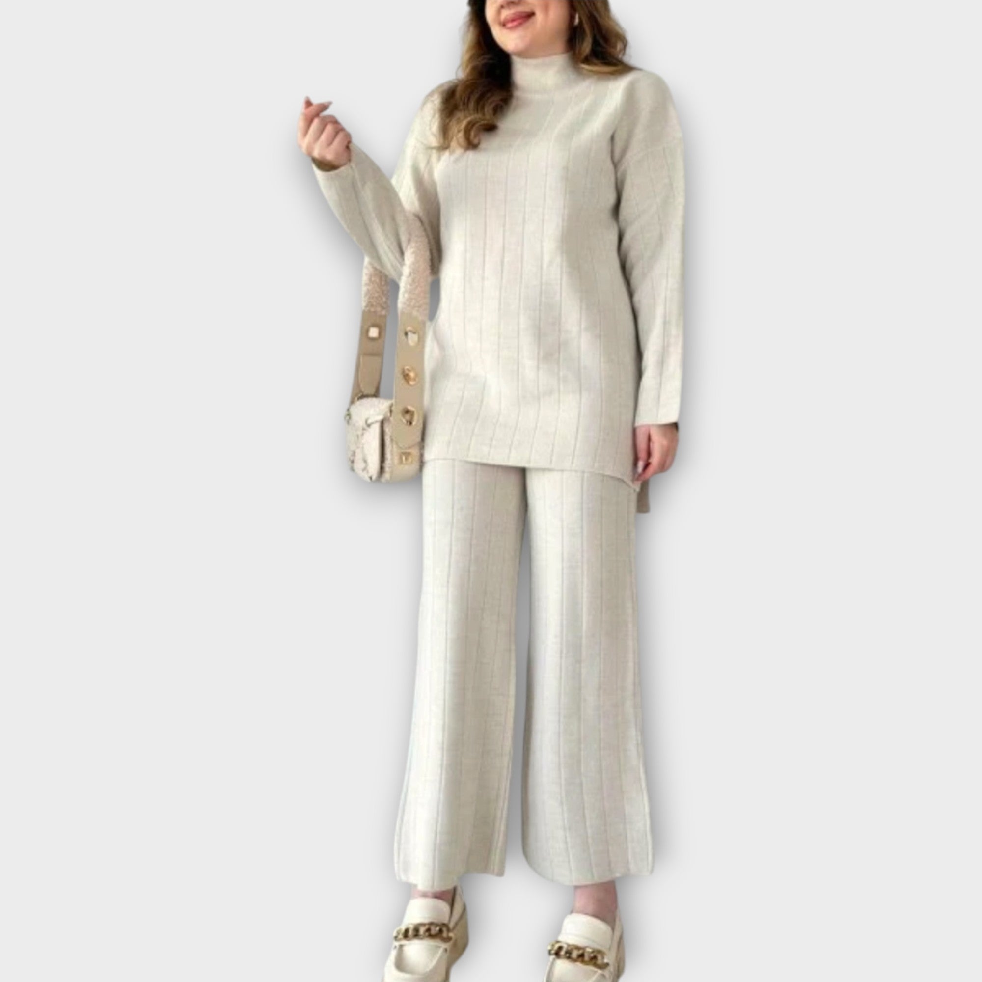 Monika - Megztas komplektas laisvo kirpimo