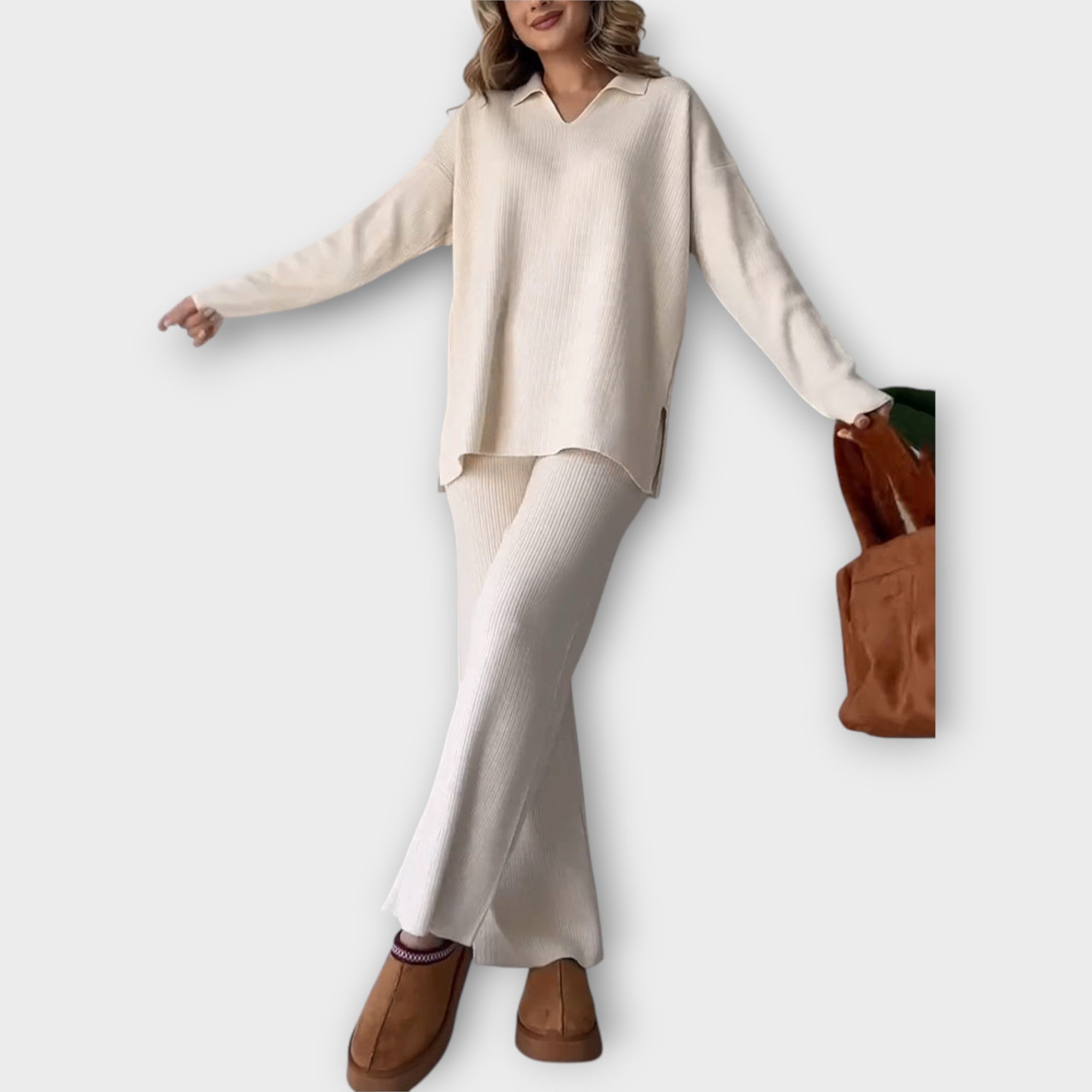 Leva - Komplektas su laisvu kirpimu ir minimalistiniu dizainu