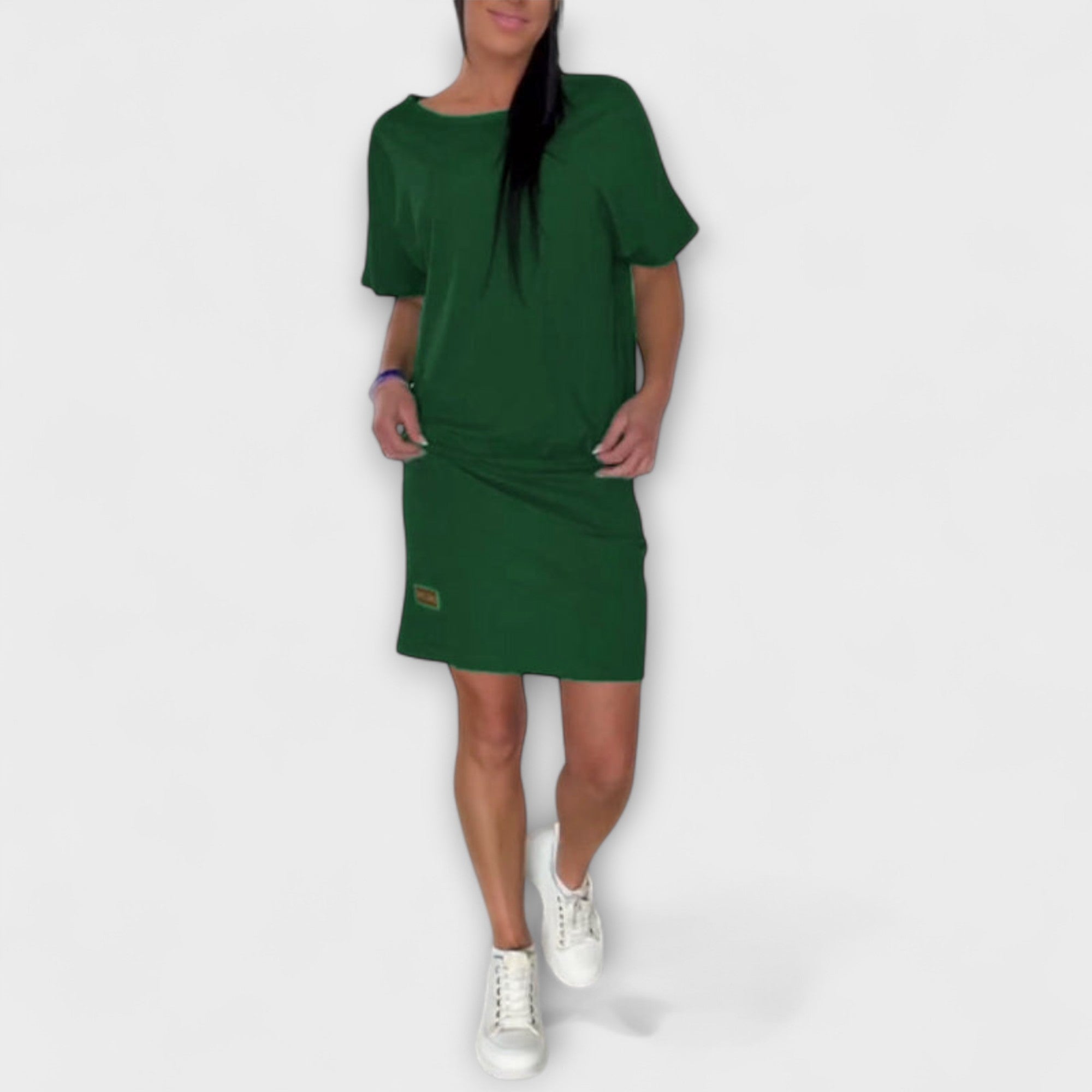 Lídia - Elegantiška Prigludusi Suknelė