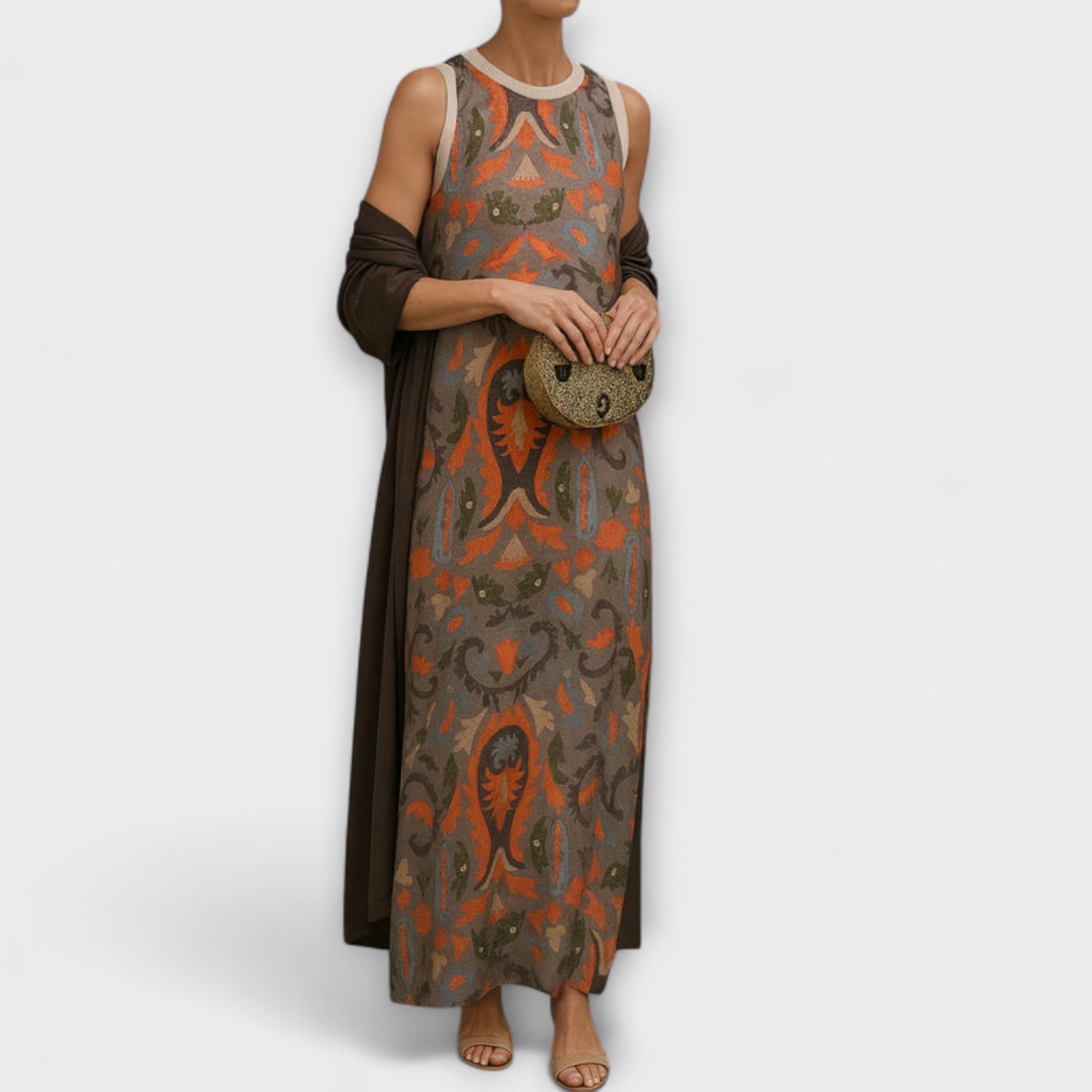 Rafaela – Ilga elegantiška suknelė su derančiu švarku