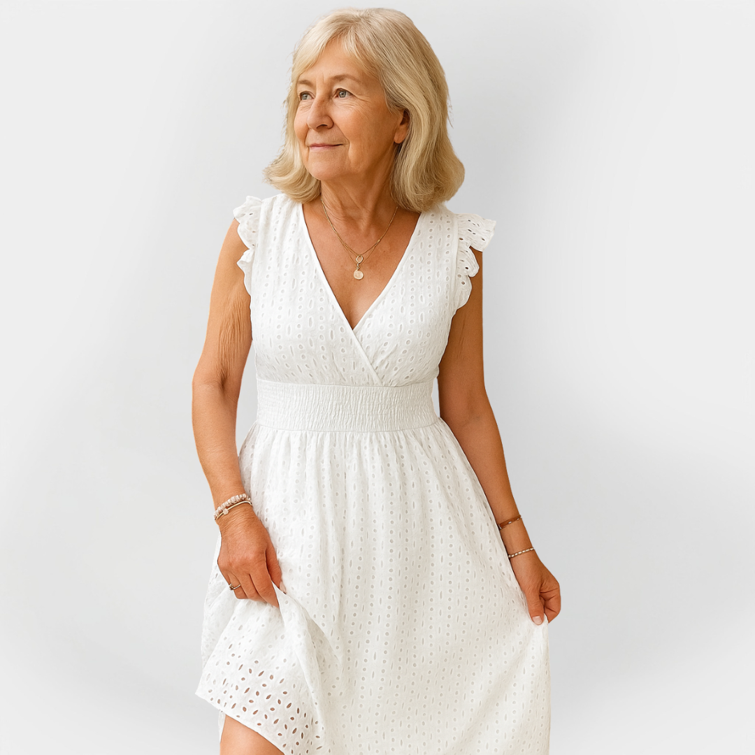 Įspūdingas suknelė su pūsta juosmens dalimi