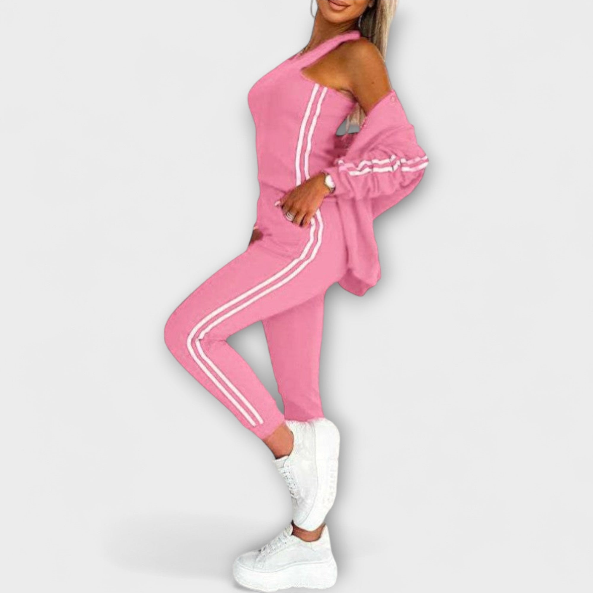 Austėja - kostiumas su švarku, liemene ir kelnėmis