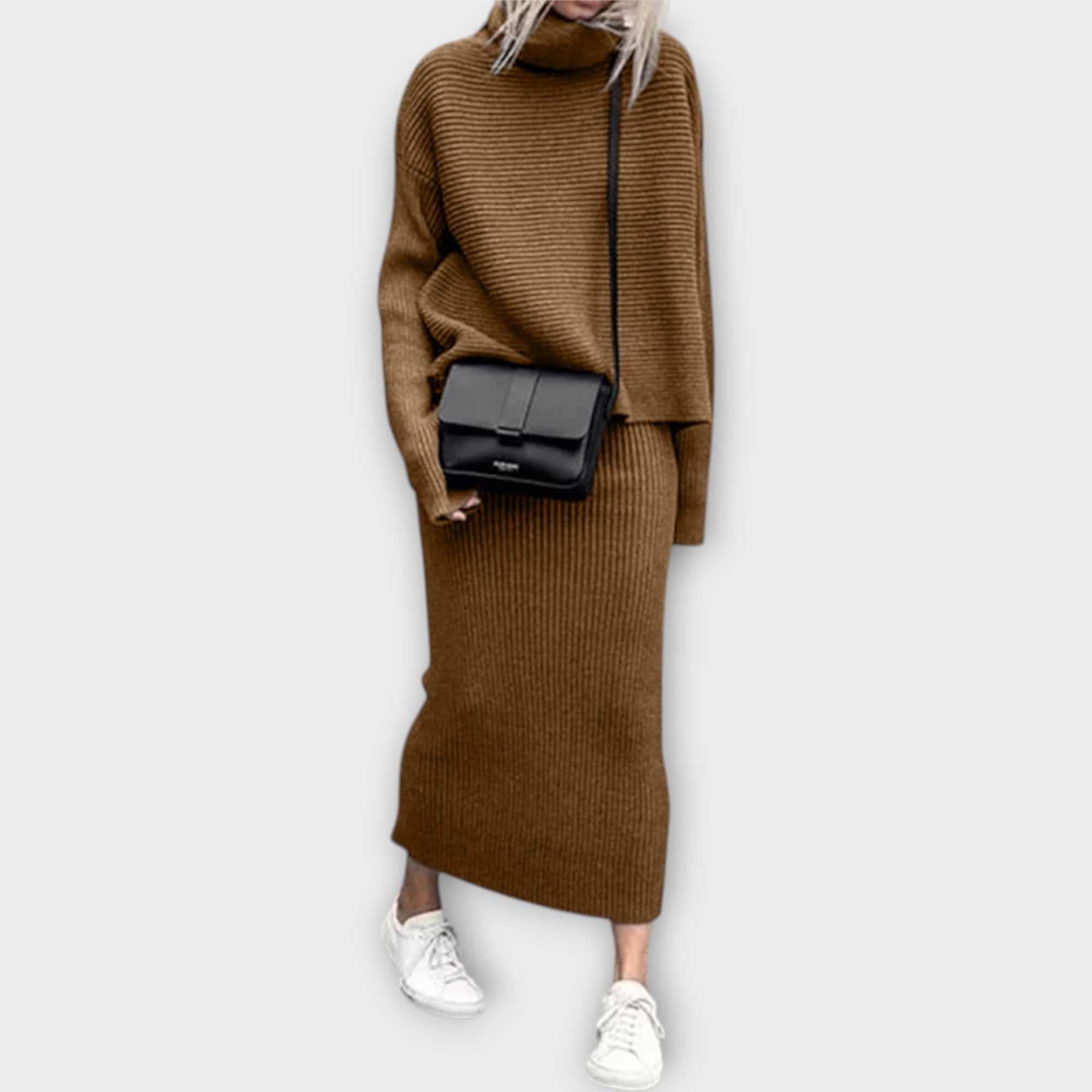 Sofija - Megztas komplektas su apykakle ir sijonu