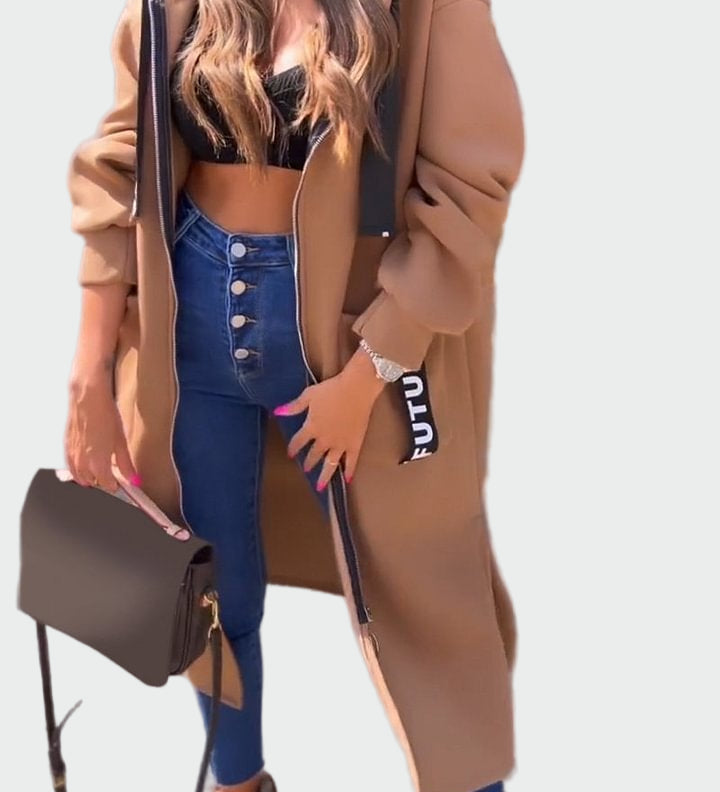 Ilgas Paltas su Kapišonu