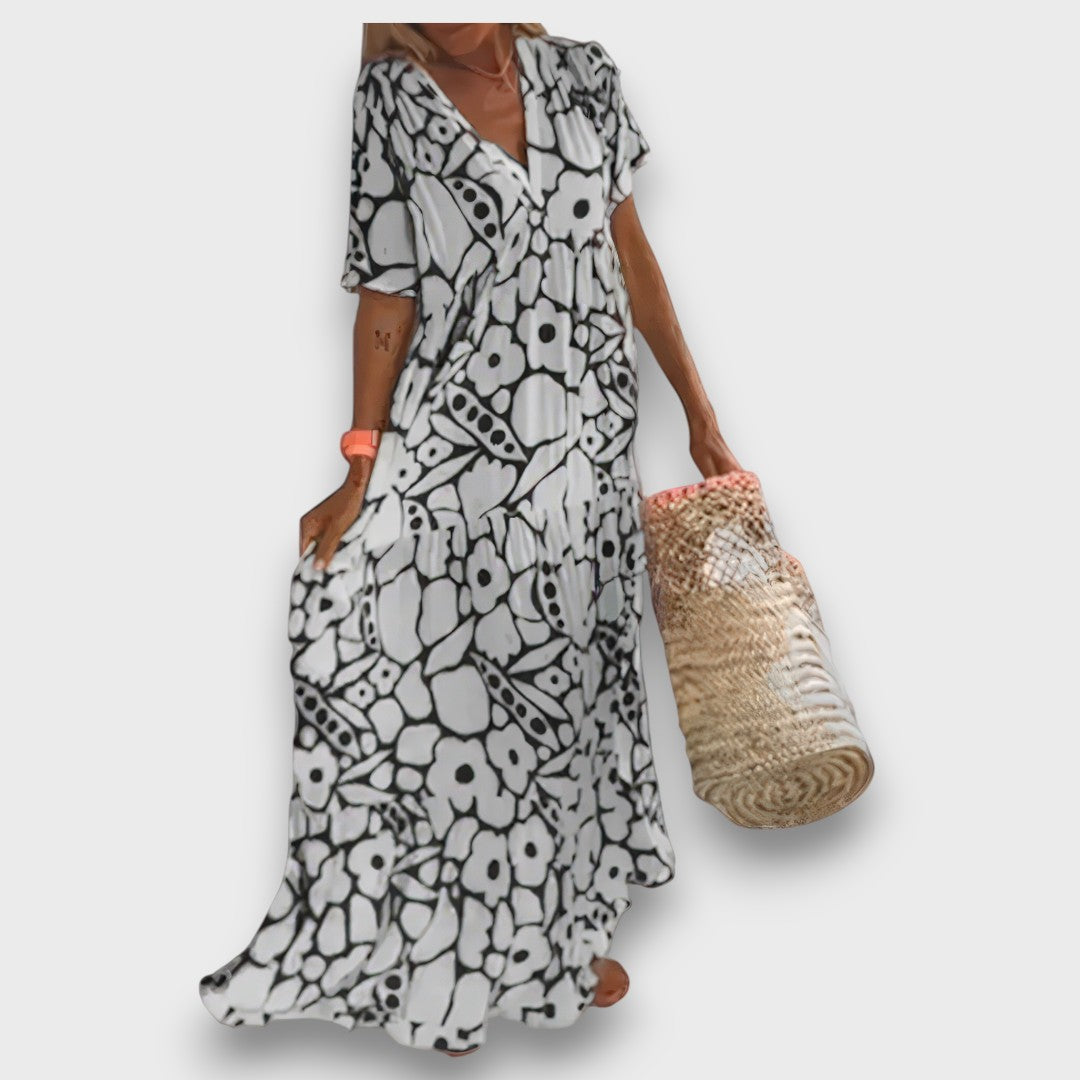 Ilga Suknelė su Gėlių Raštu ir Mygtukais