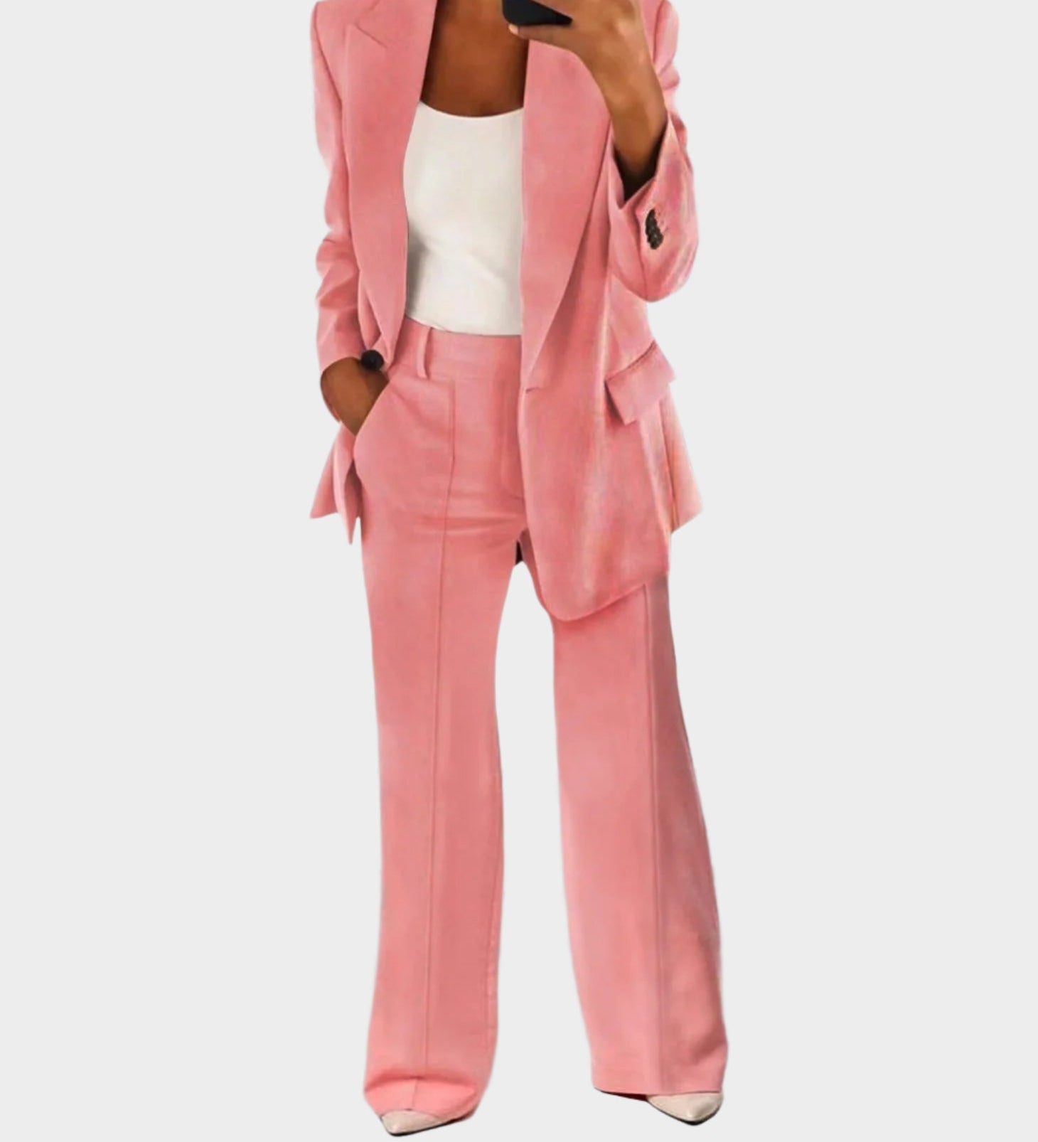 Moteriškas komplektas