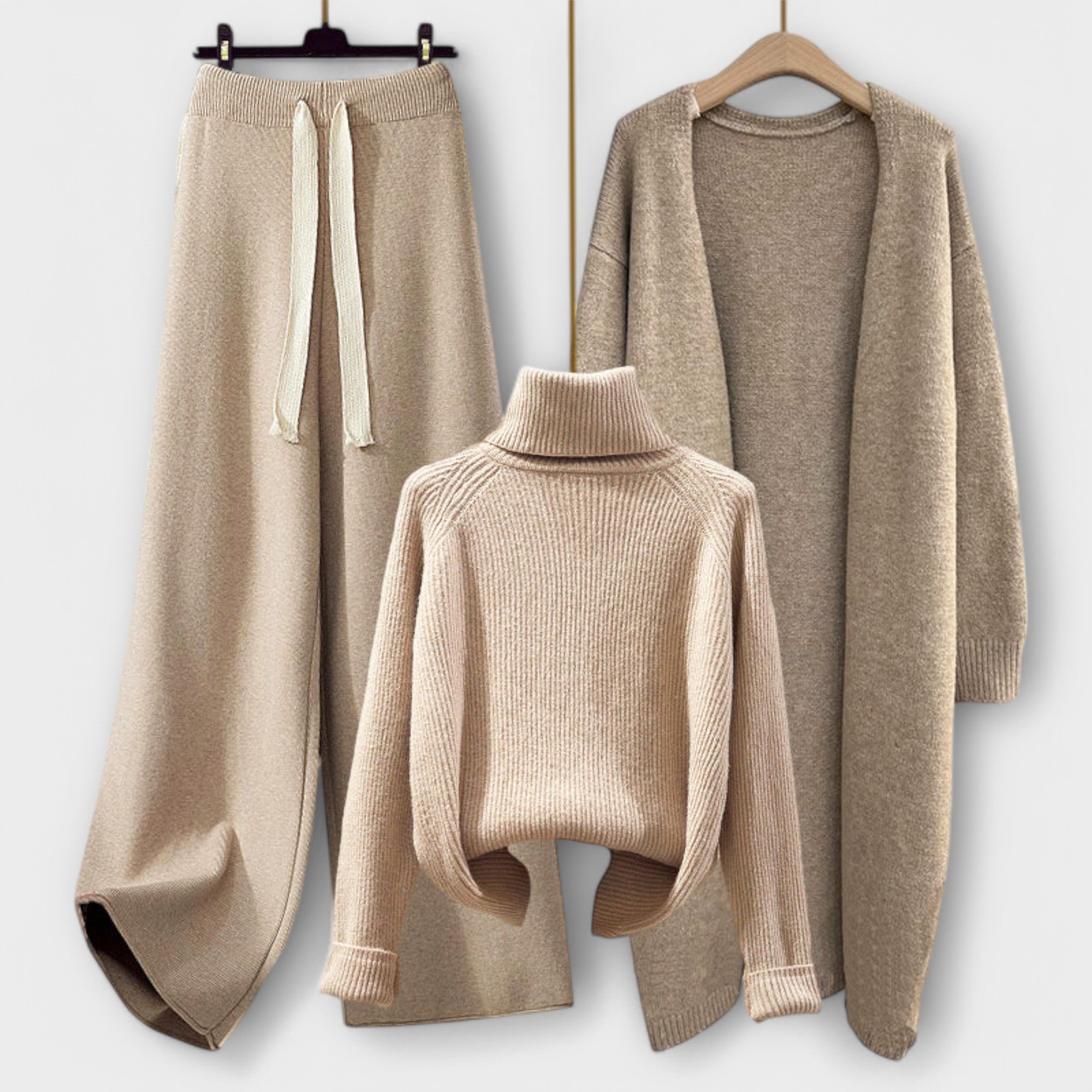 Aistė - Sklandžios elegancijos komplektas