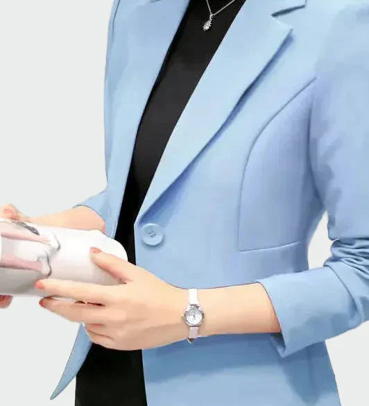 Švarkas idealiai pritaikytas