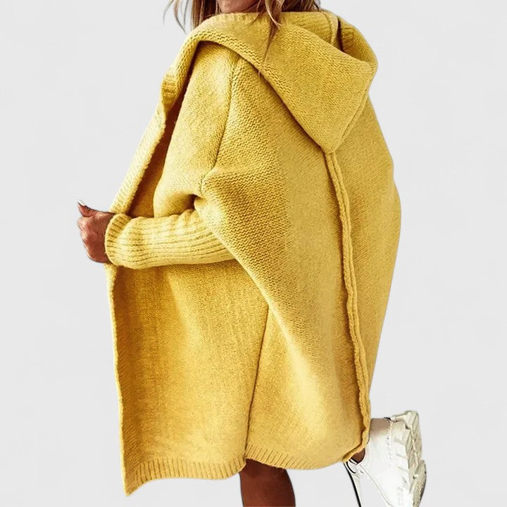 Patogi Megzta Džemperis su Kapuce