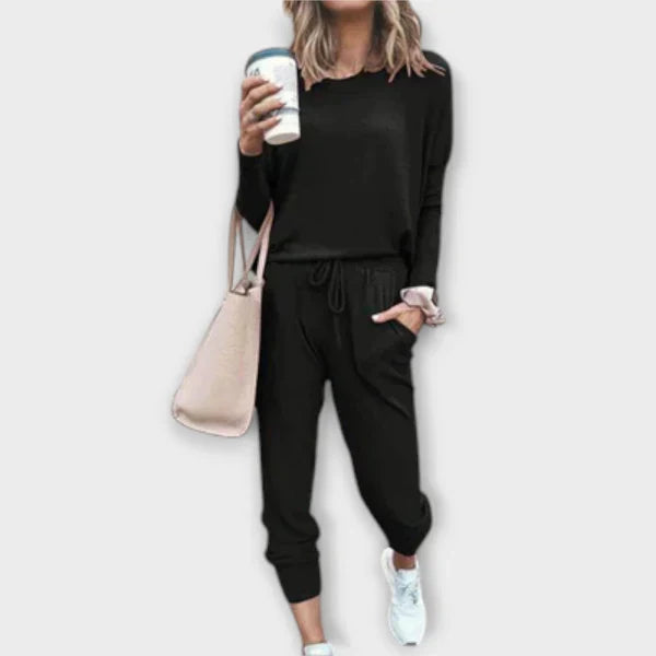 Neringa - Patogus dviejų dalių komplektas