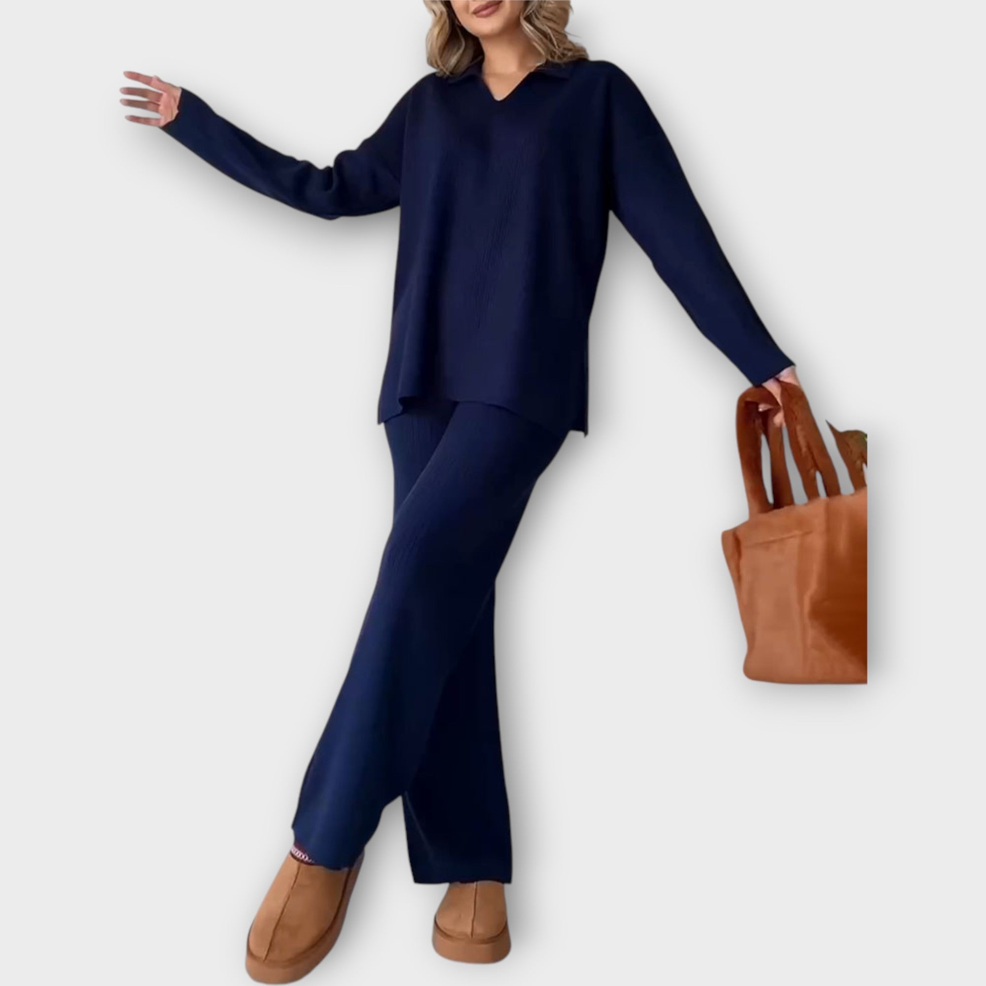 Leva - Komplektas su laisvu kirpimu ir minimalistiniu dizainu