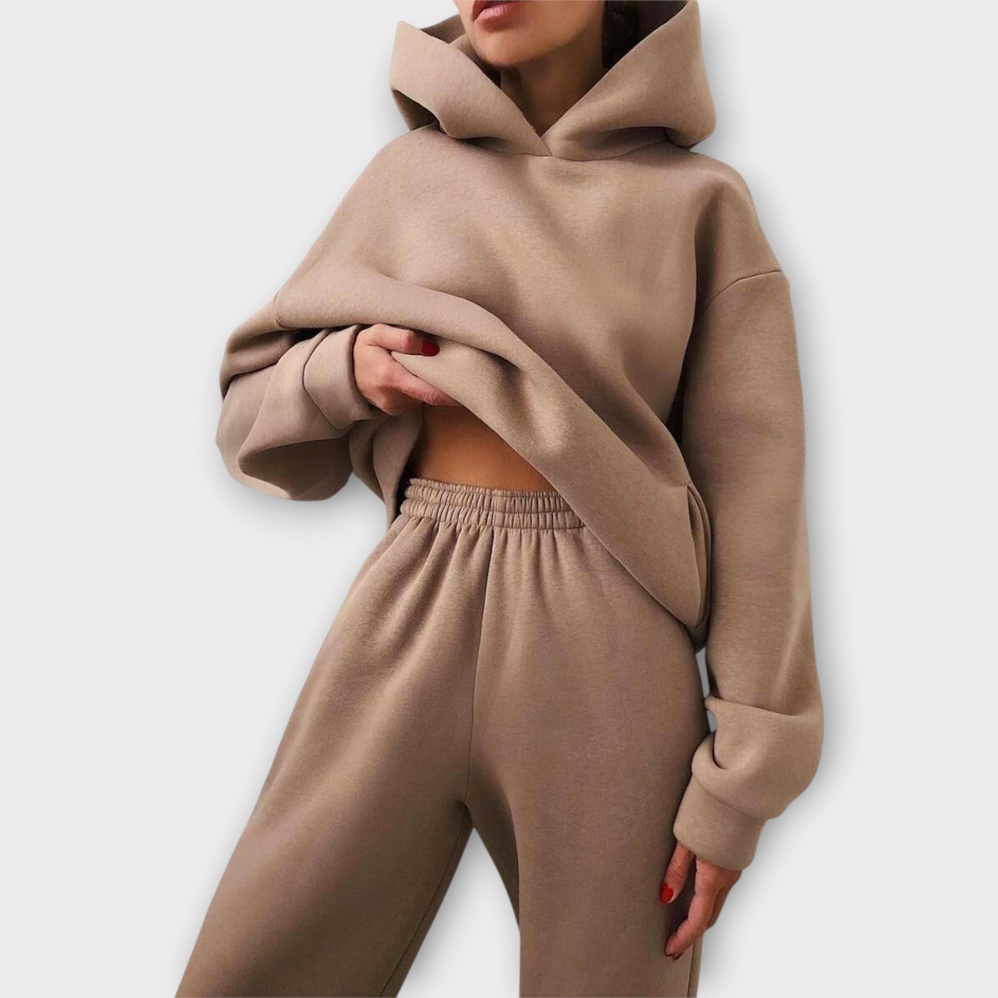 Austėja - Komplektas su gobtuvu ir šiuolaikiniu patogumu