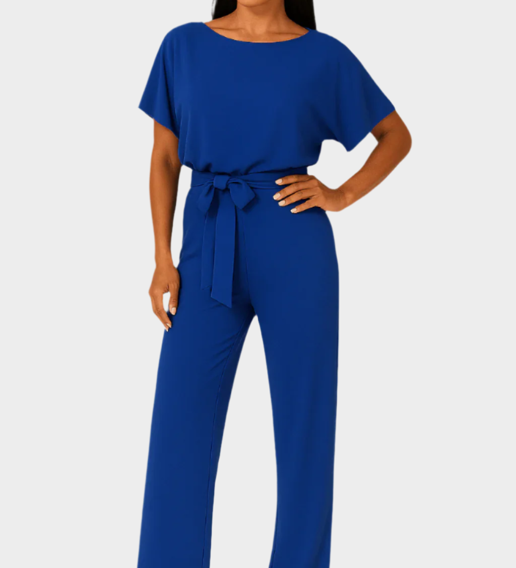 Visas kostiumas su diržu